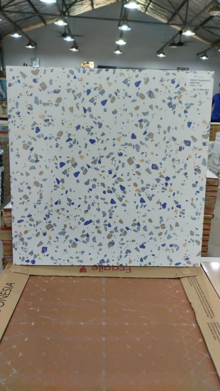 Habitat Trazzo Blue 50x50 KW2